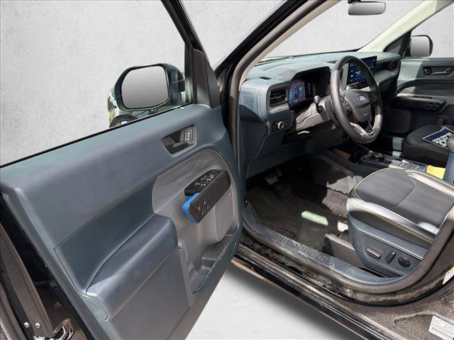 Certified 2025 Ford Maverick Lobo AWD/4WD image 9