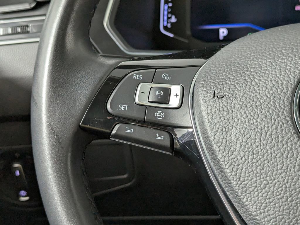 Used 2019 Volkswagen Tiguan SE FWD image 23