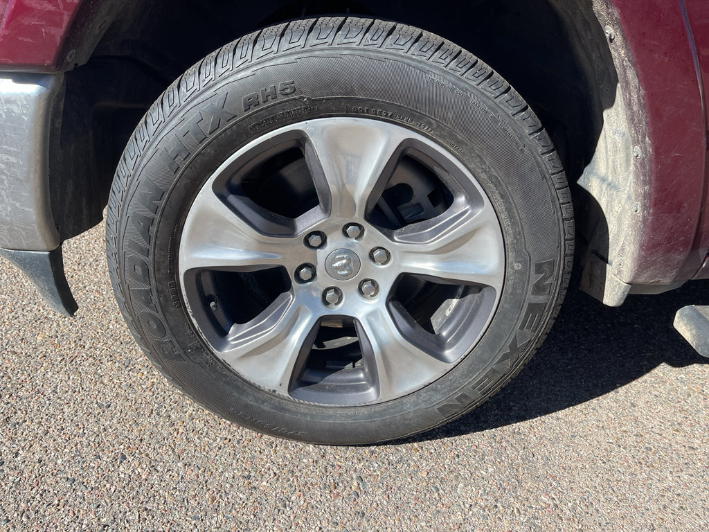 Used 2022 RAM 1500 Laramie AWD/4WD image 19