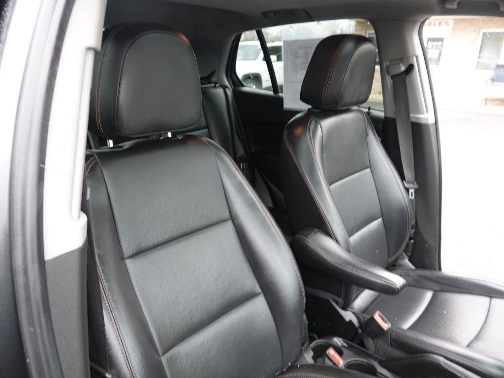 Used 2020 Chevrolet Trax Premier image 32