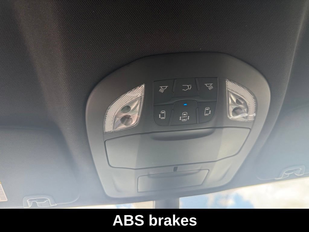 New 2027 Chrysler Pacifica Select w/ Family Tech Group FWD image 12