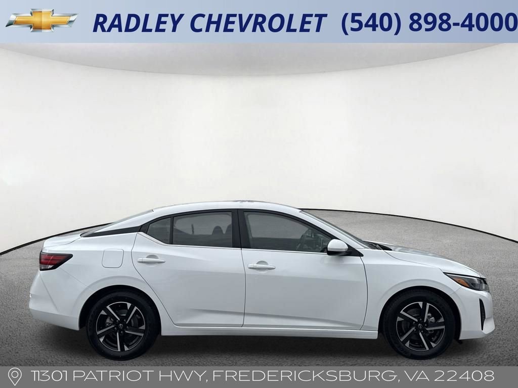 Used 2024 Nissan Sentra SV image 31