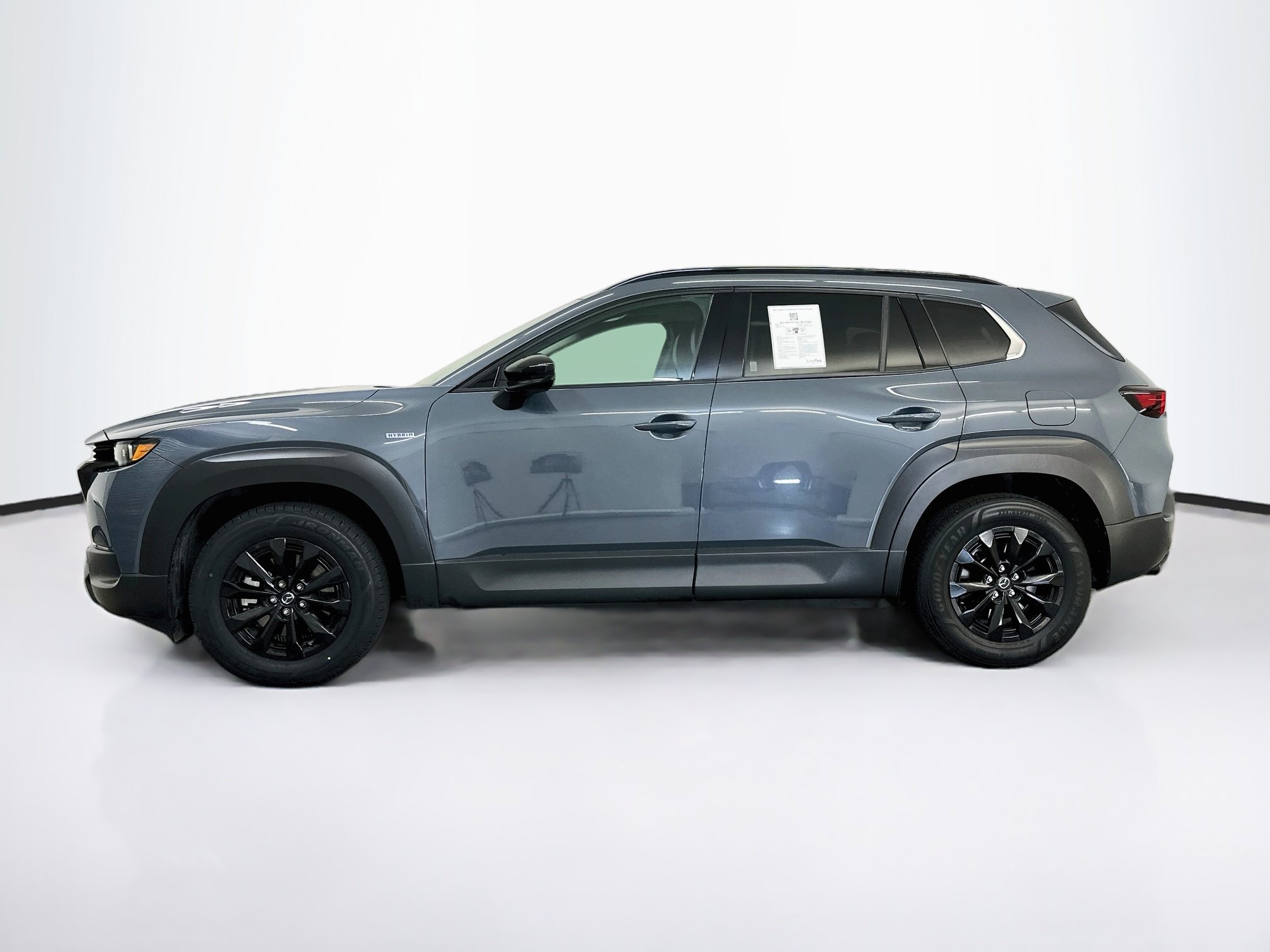 Used 2025 MAZDA CX-50 AWD 2.5 Hybrid w/ Premium Pkg image 4