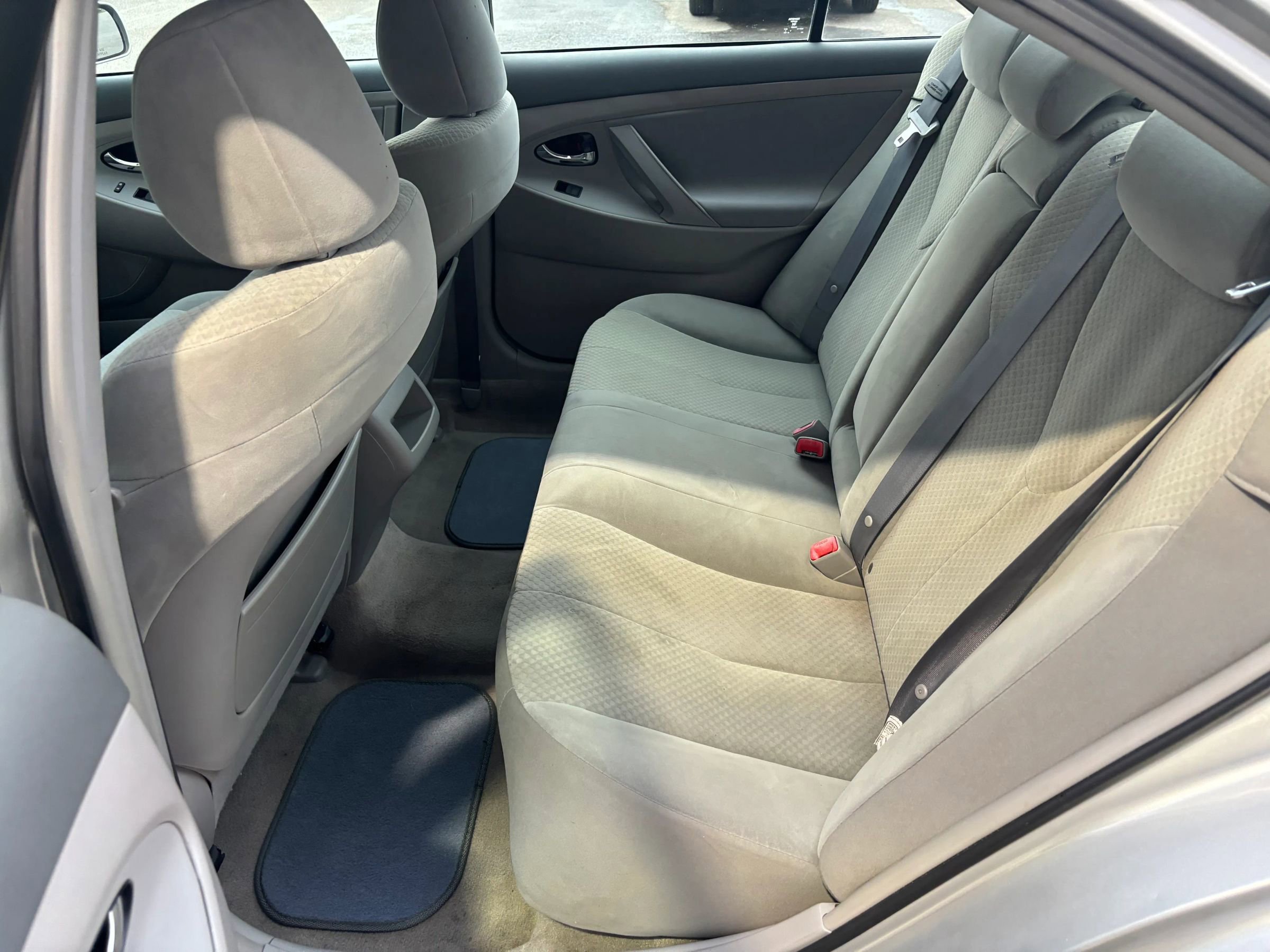 Used 2009 Toyota Camry LE image 13