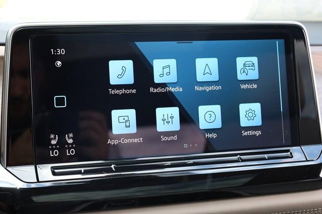 New 2026 Volkswagen Atlas SE image 15