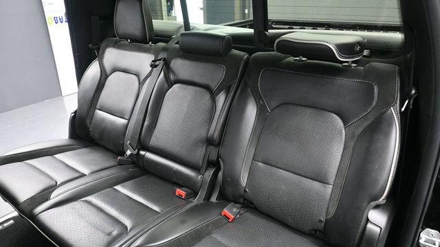 Used 2019 RAM 1500 Laramie AWD/4WD image 23