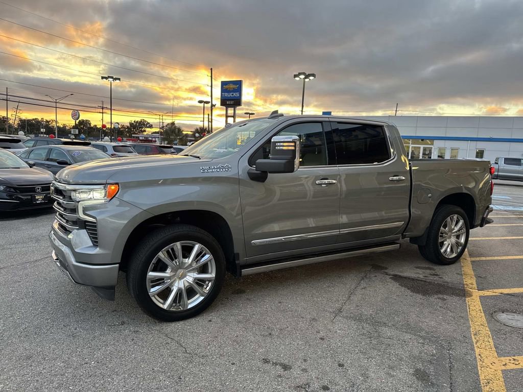 Certified 2025 Chevrolet Silverado 1500 High Country w/ High Country Premium Package image 4