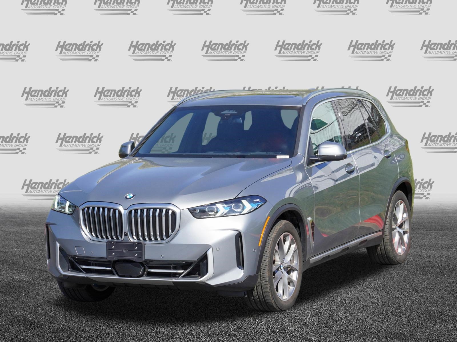 Certified 2025 BMW X5 xDrive40i w/ Premium Package AWD/4WD image 5