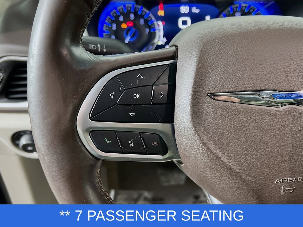 Used 2019 Chrysler Pacifica Touring-L w/ Advanced Safetytec Group image 11