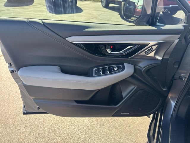 Used 2025 Subaru Outback Limited XT image 17