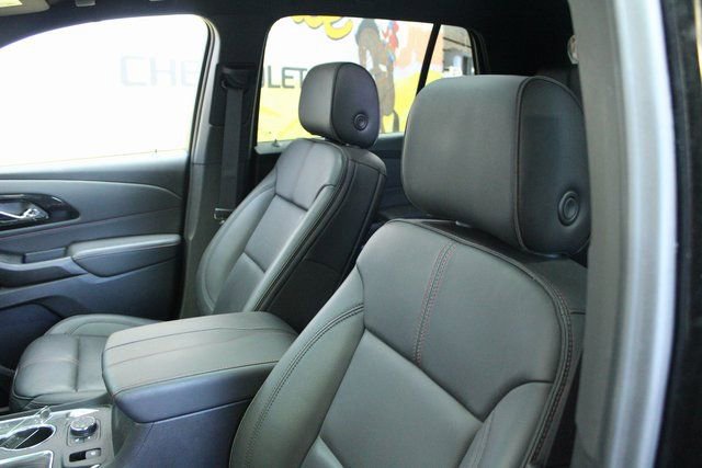 Used 2023 Chevrolet Traverse RS image 20