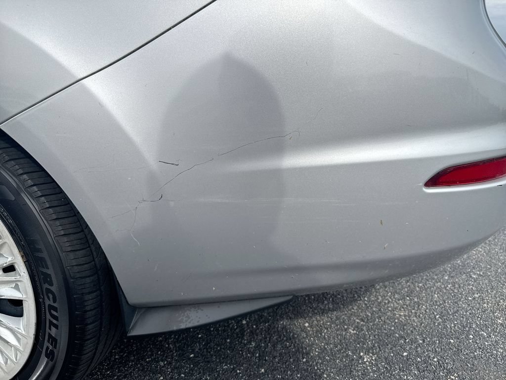 Used 2014 Ford Fiesta S FWD image 32