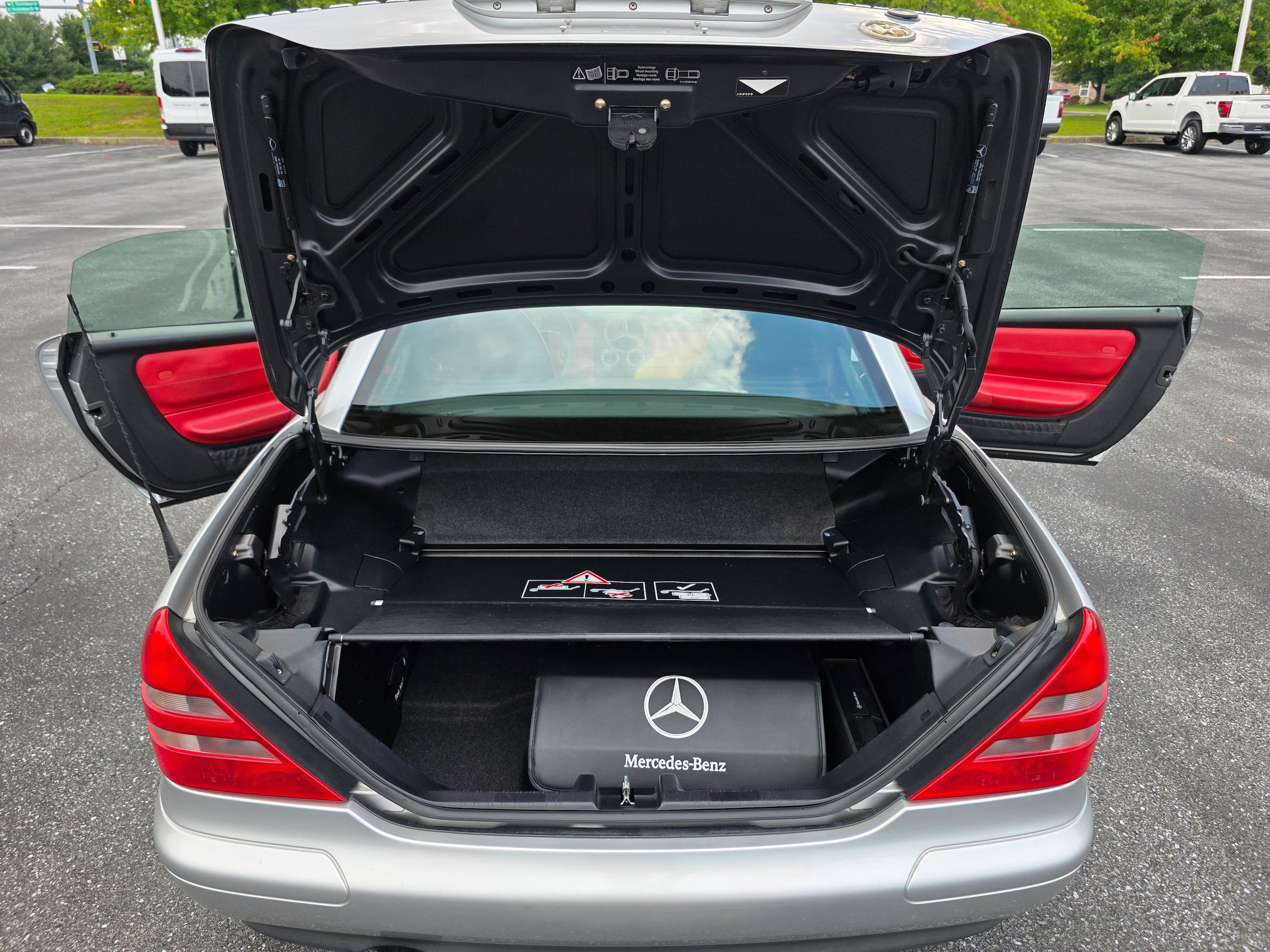 Used 1998 Mercedes-Benz SLK 230 image 9