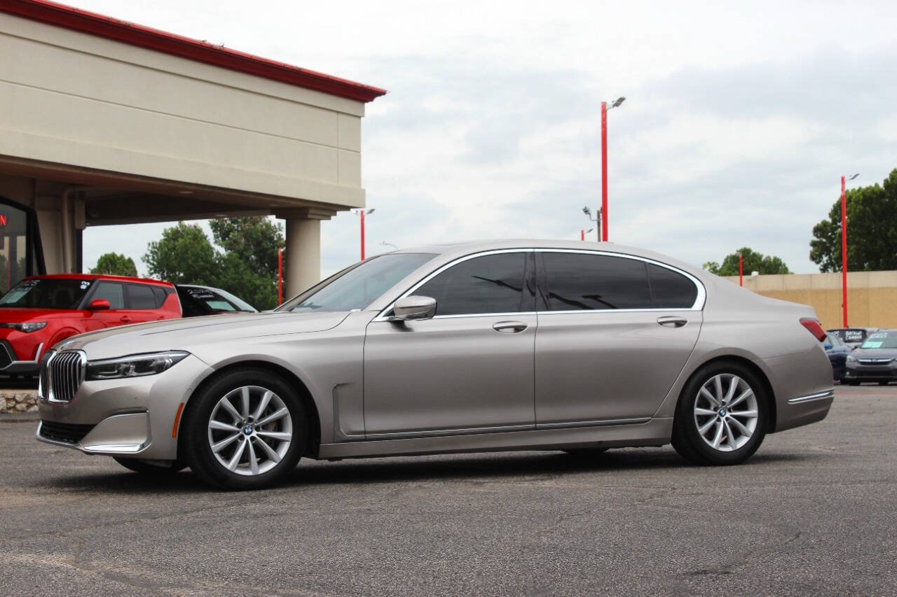 Used 2022 BMW 740i xDrive AWD/4WD image 6