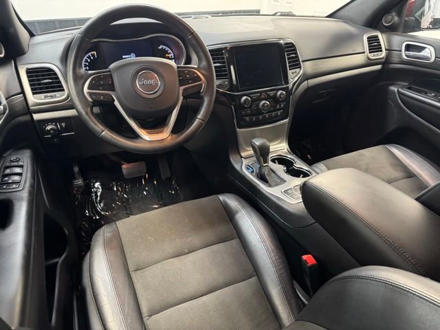 Used 2021 Jeep Grand Cherokee Altitude AWD/4WD image 7