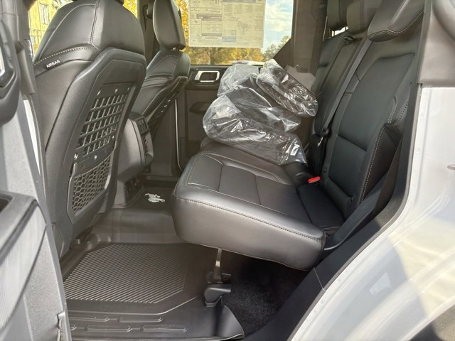 New 2025 Ford Bronco Badlands image 32