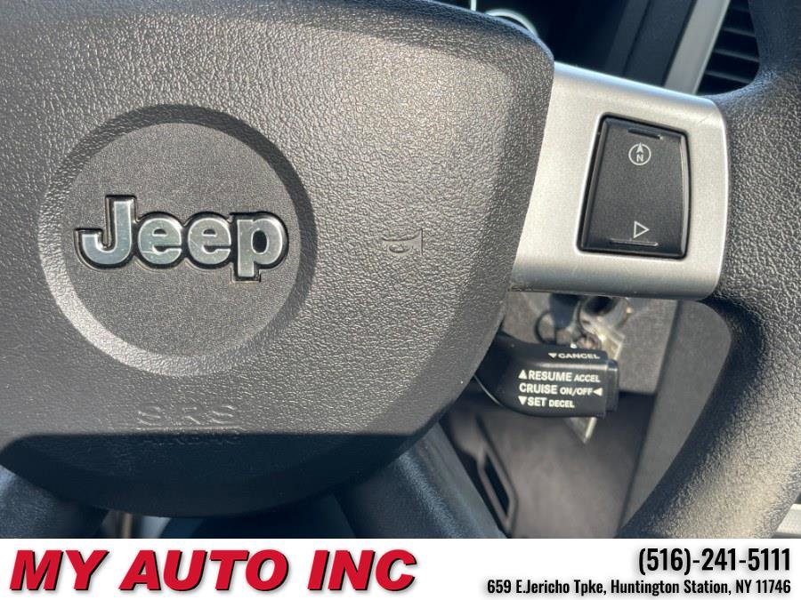 Used 2009 Jeep Grand Cherokee Laredo image 21