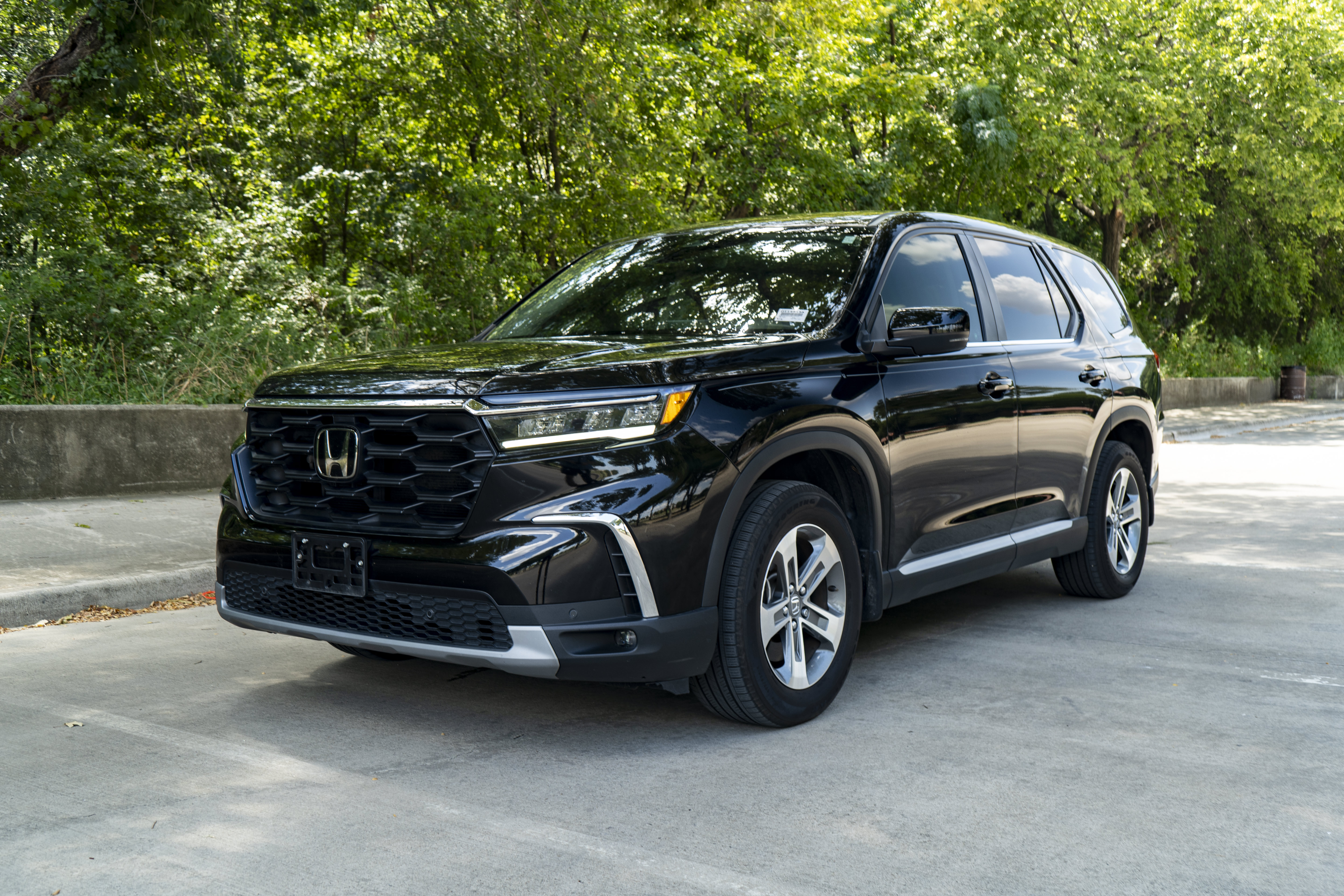 Certified 2025 Honda Pilot EX-L image 5