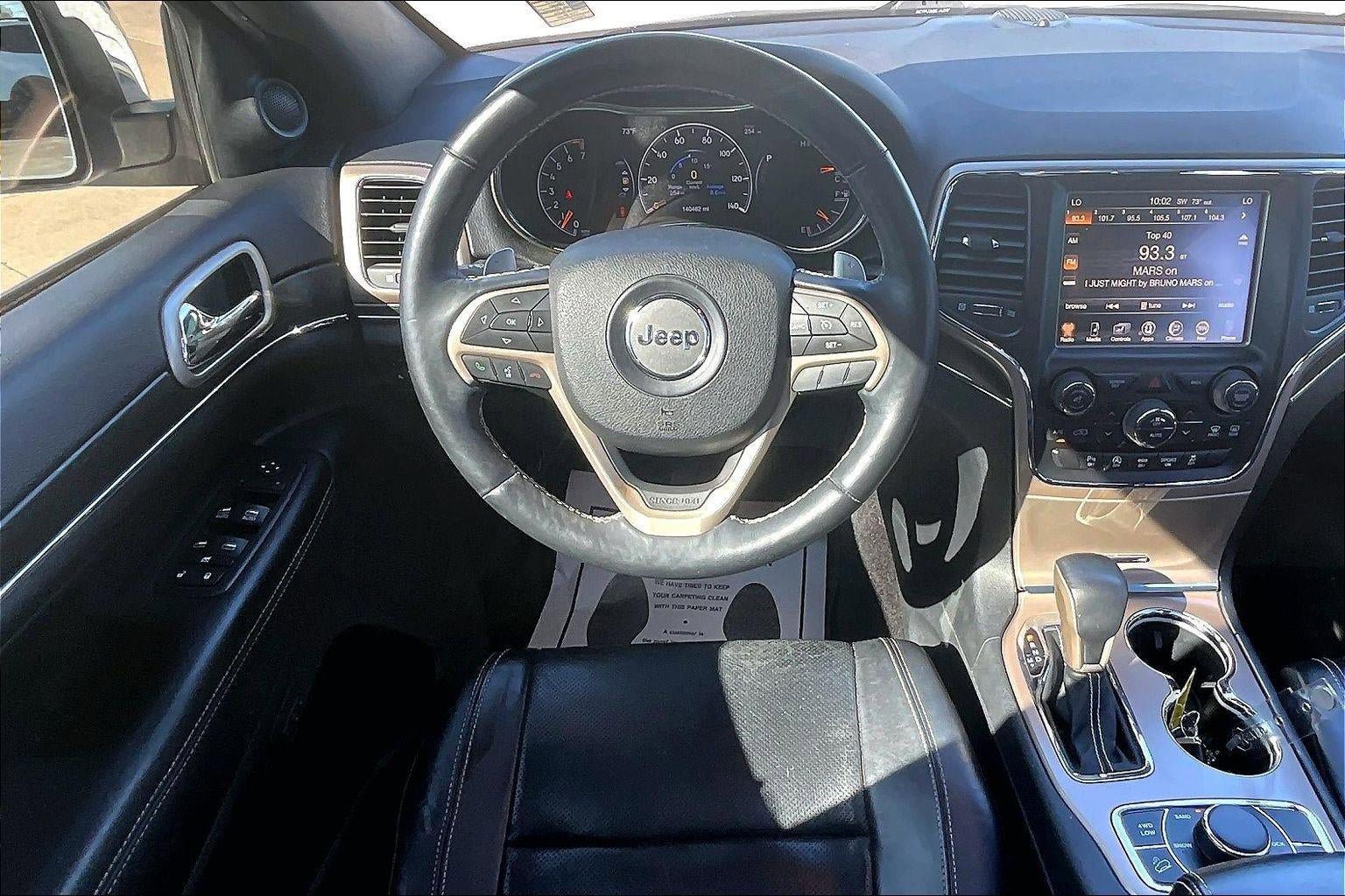 Used 2017 Jeep Grand Cherokee Limited w/ Luxury Group II AWD/4WD image 8