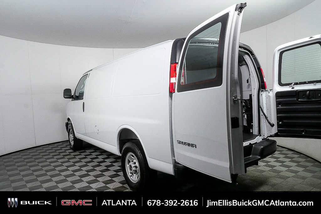 New 2025 GMC Savana 2500 w/ Driver Convenience Package RWD image 25