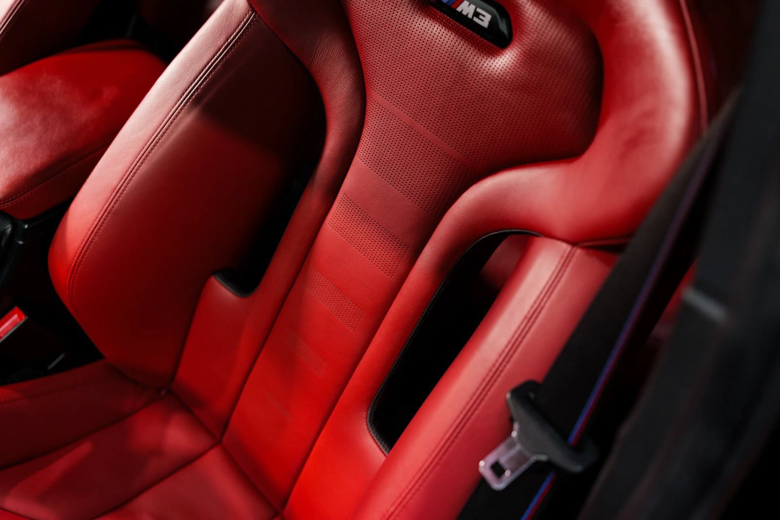 Used 2017 BMW M3 RWD image 24