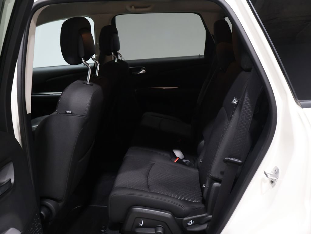 Used 2018 Dodge Journey SE w/ Blacktop Package image 20