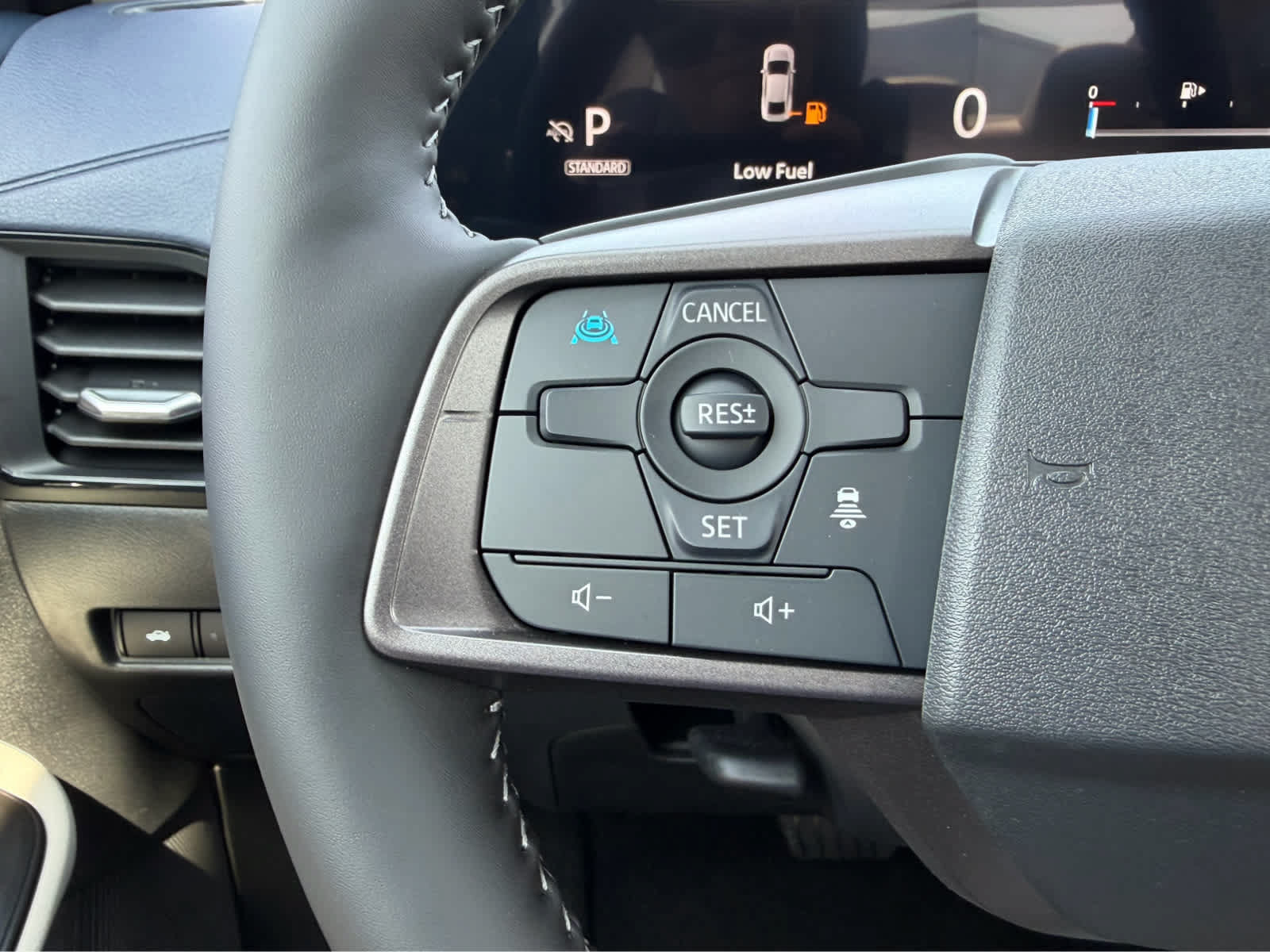 New 2027 Nissan Sentra SL w/ Floor Mat Package FWD image 23
