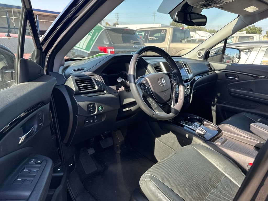 Used 2017 Honda Pilot Elite image 5