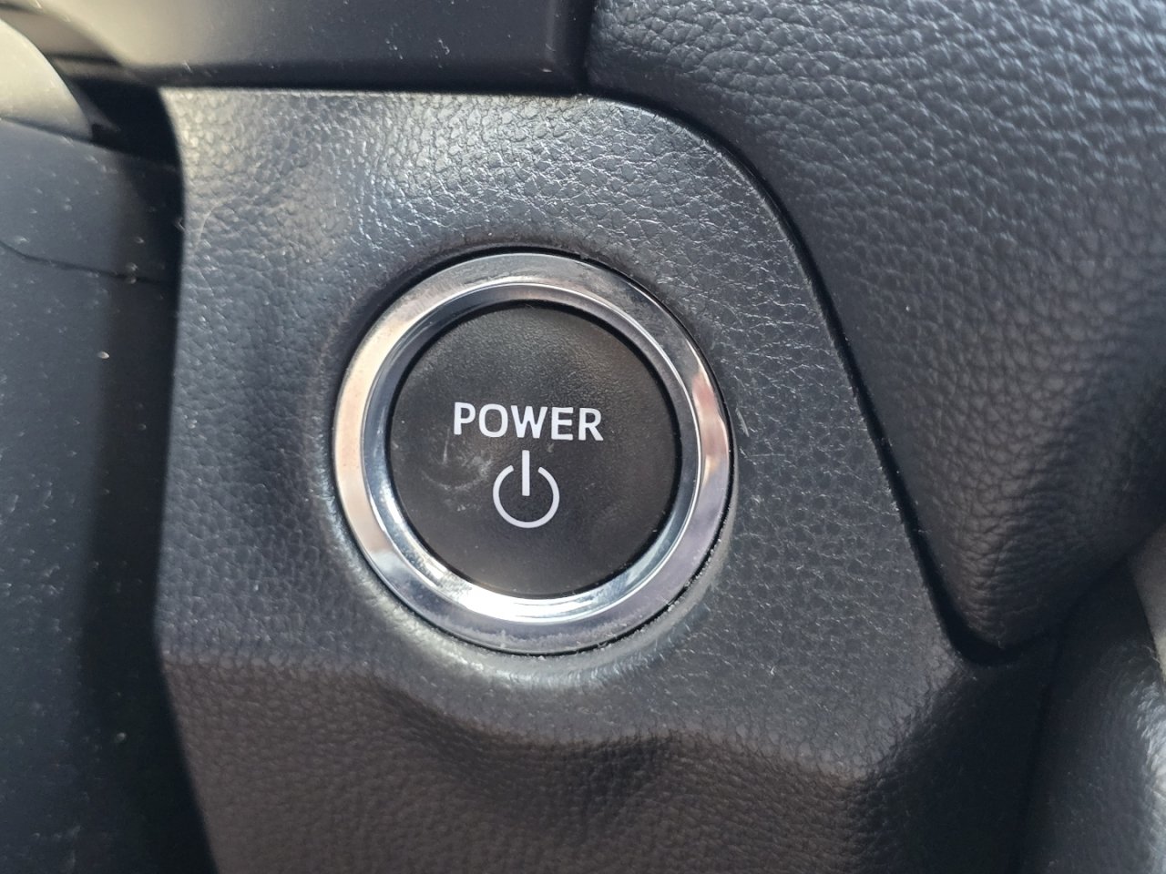 Certified 2024 Toyota RAV4 XLE AWD/4WD image 31
