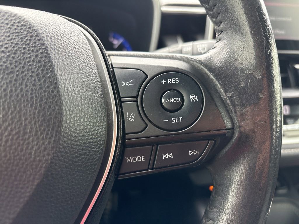 Used 2021 Toyota Corolla XSE image 22