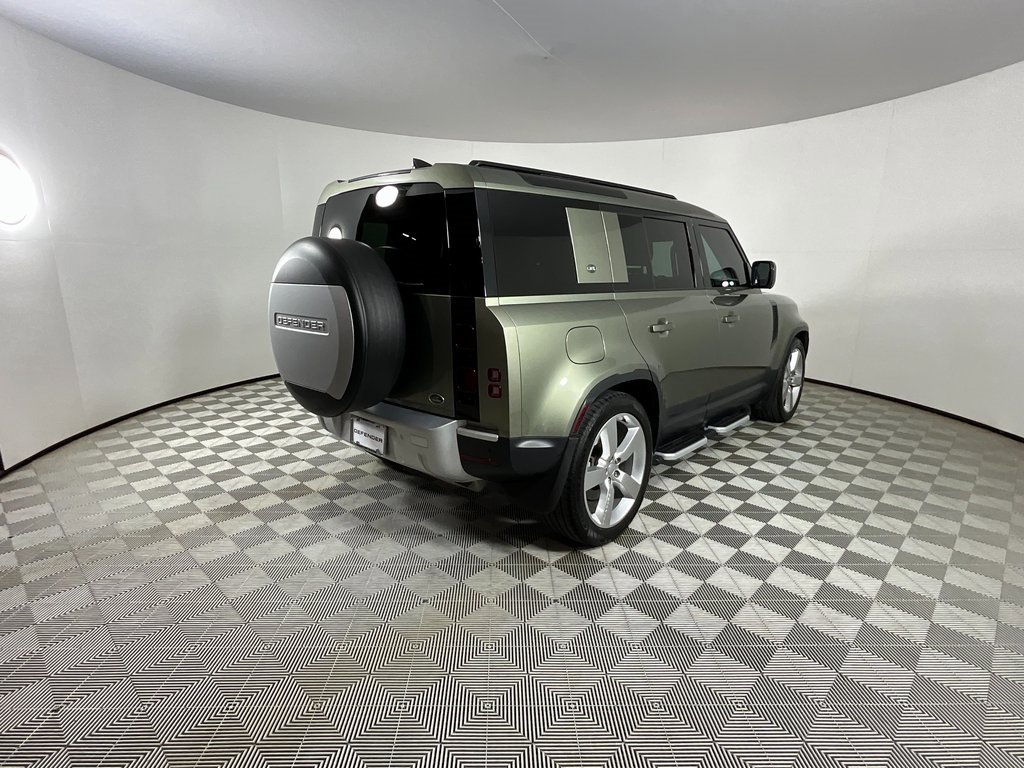 Certified 2023 Land Rover Defender 110 SE image 4