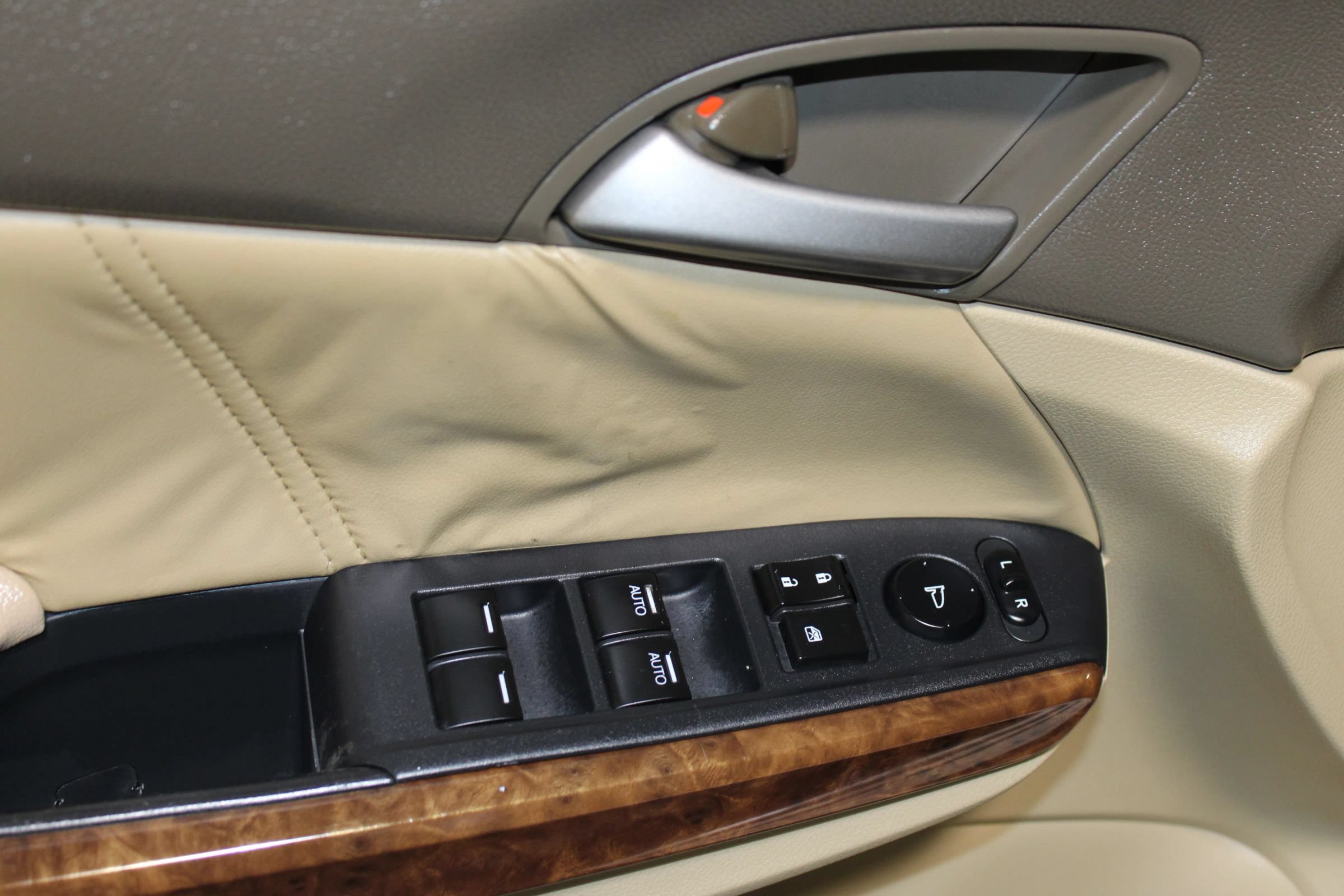 Used 2008 Honda Accord EX-L image 10