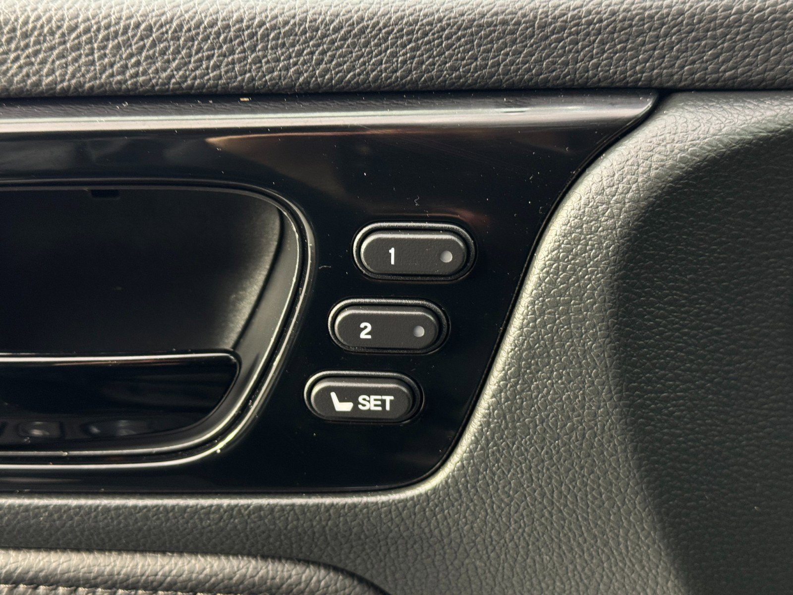 Used 2023 Honda Odyssey Touring image 17