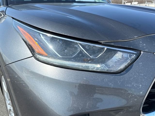 Used 2023 Toyota Highlander Limited image 12