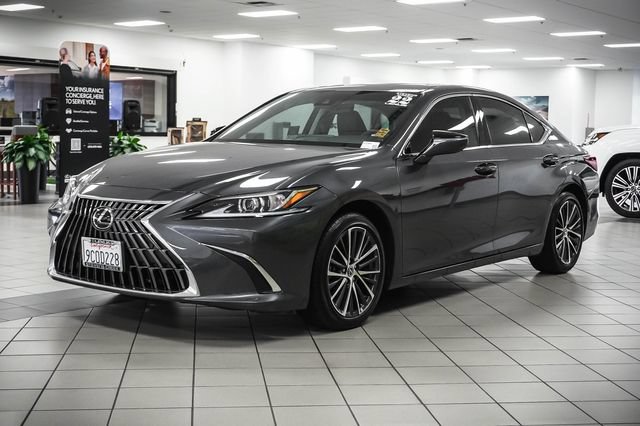 Certified 2022 Lexus ES 350 w/ Premium Package FWD image 3