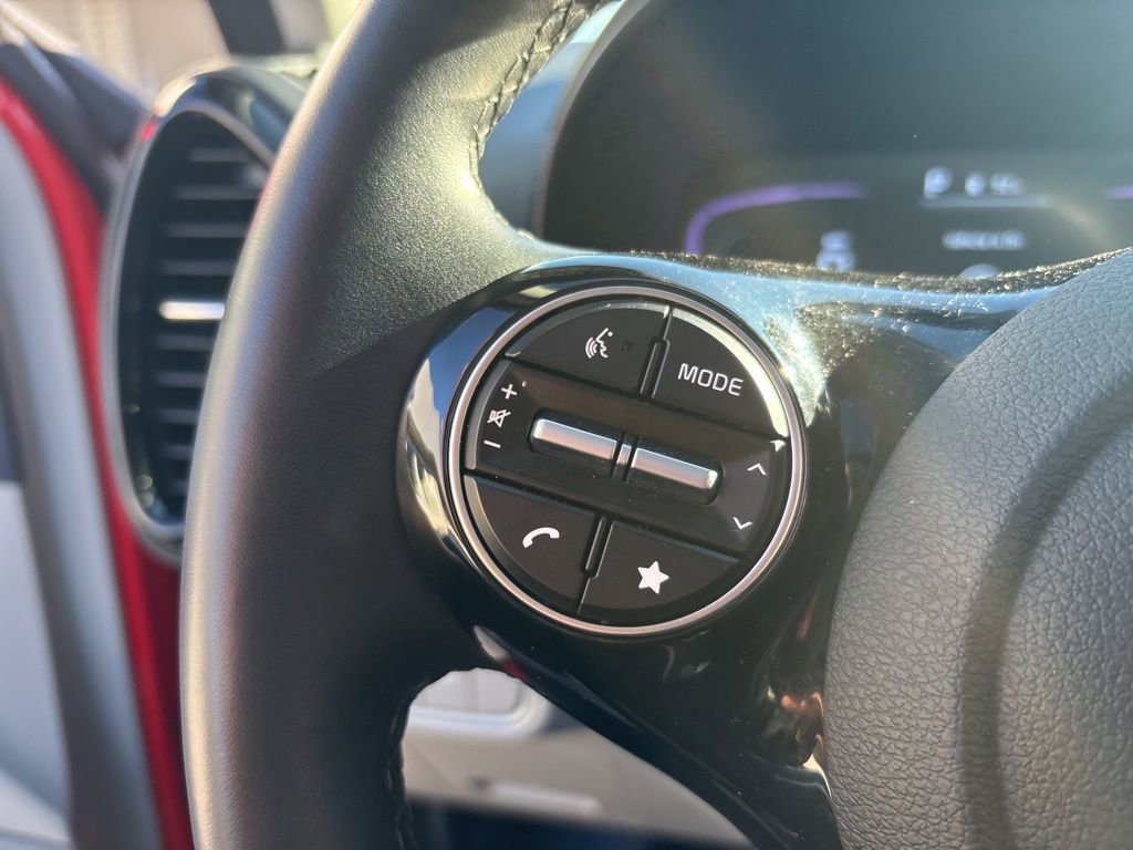 Used 2025 Kia Soul EX image 24