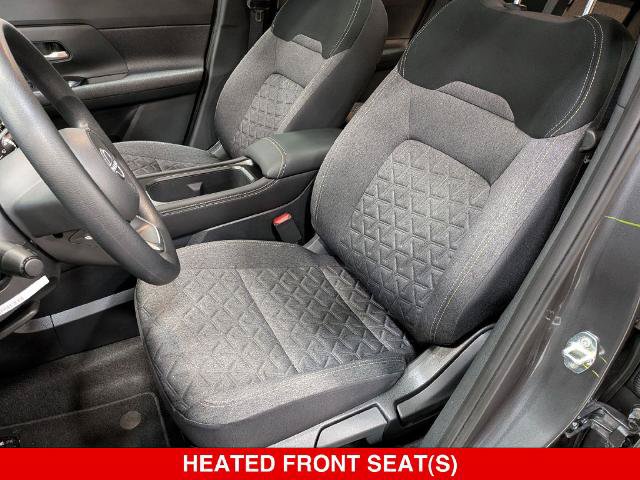 Certified 2025 Nissan Kicks SV w/ SV Premium Package AWD/4WD image 14