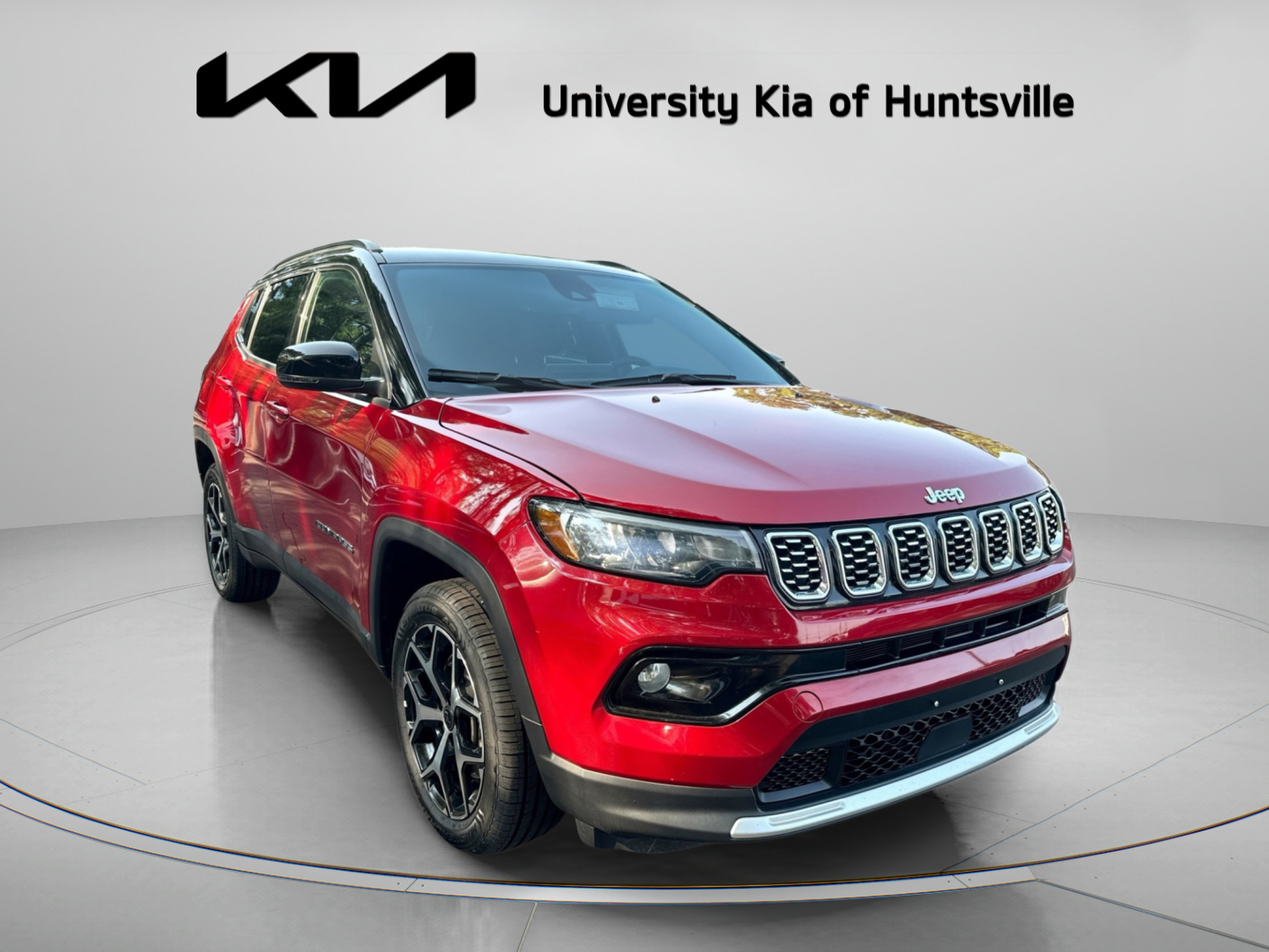 Used 2025 Jeep Compass Limited AWD/4WD image 1