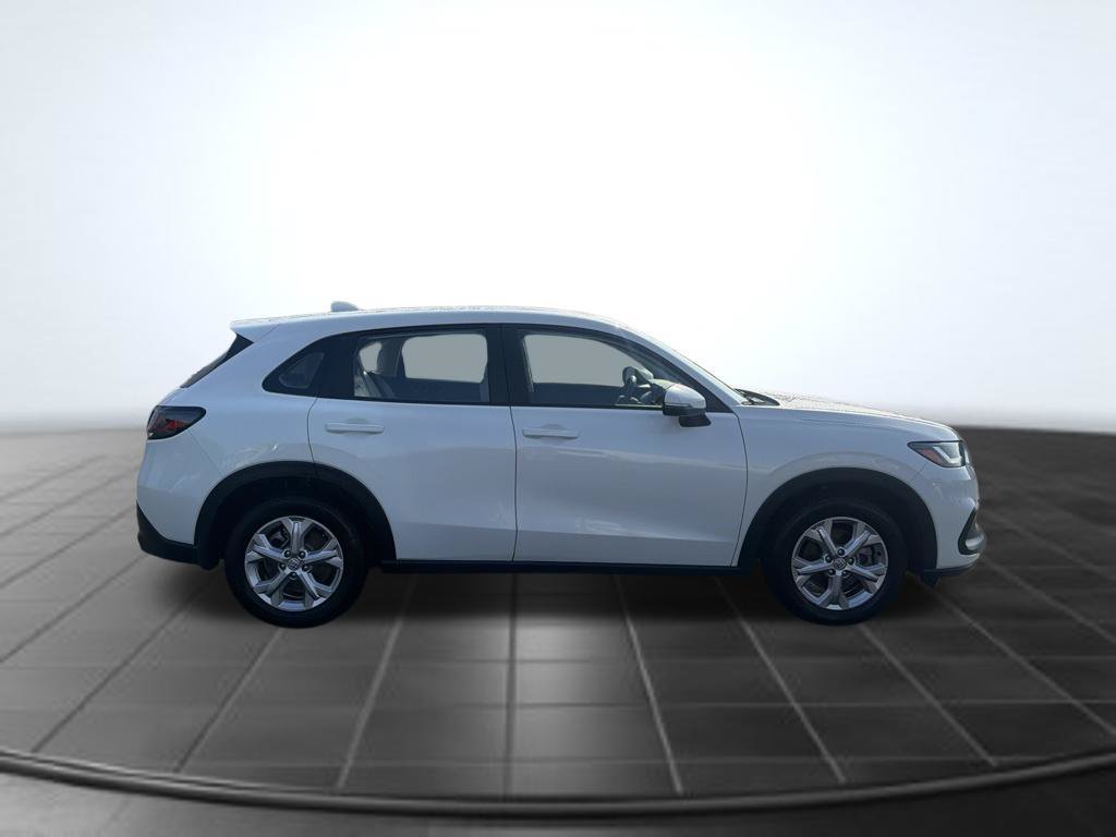 Used 2024 Honda HR-V LX image 12