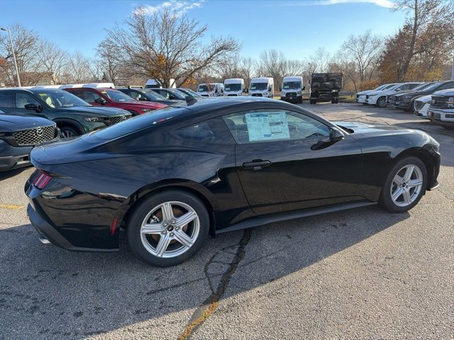 New 2026 Ford Mustang Coupe image 3
