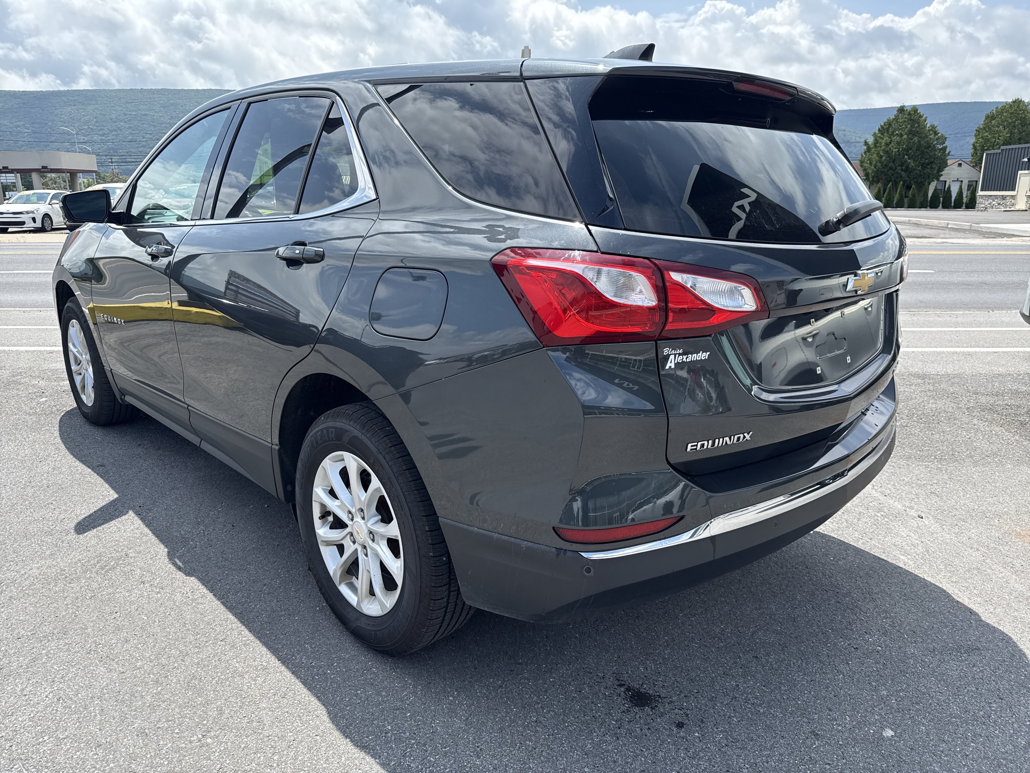 Used 2018 Chevrolet Equinox LT AWD/4WD image 8