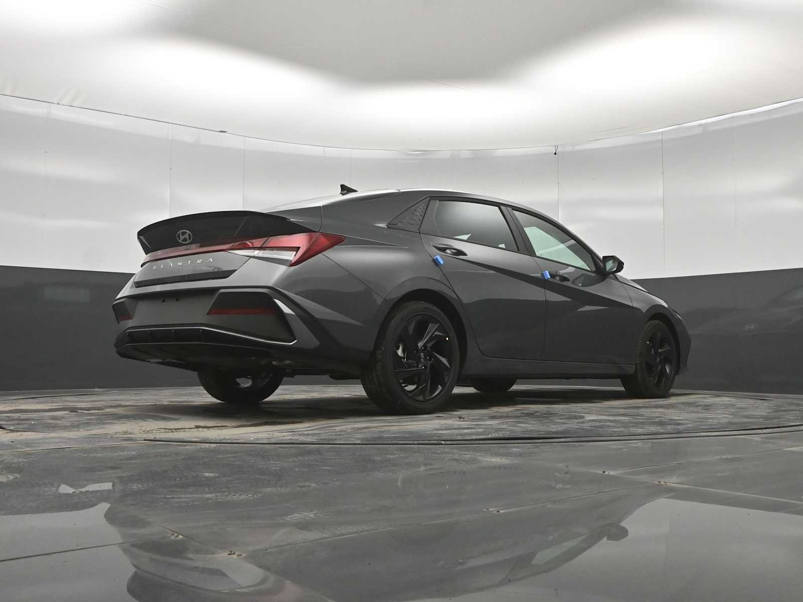 New 2026 Hyundai Elantra SEL Sport FWD image 37