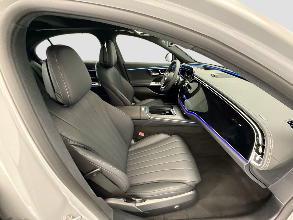 Used 2026 Mercedes-Benz E 450 4MATIC Sedan image 19