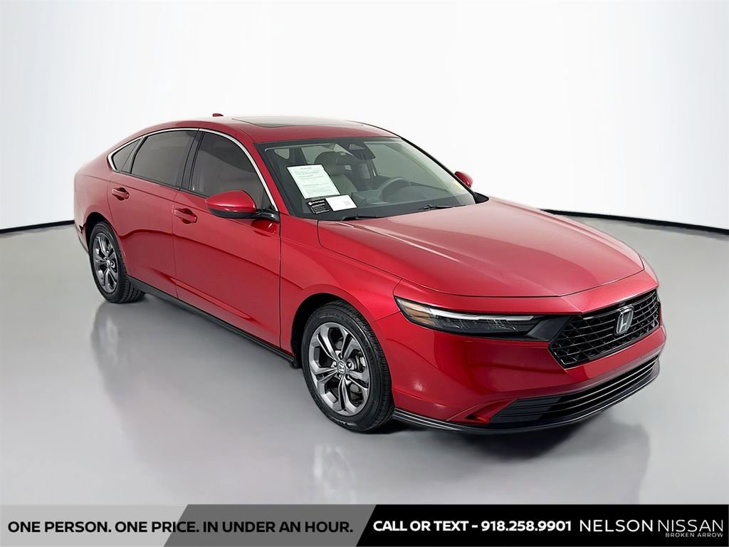 Used 2023 Honda Accord EX image 3