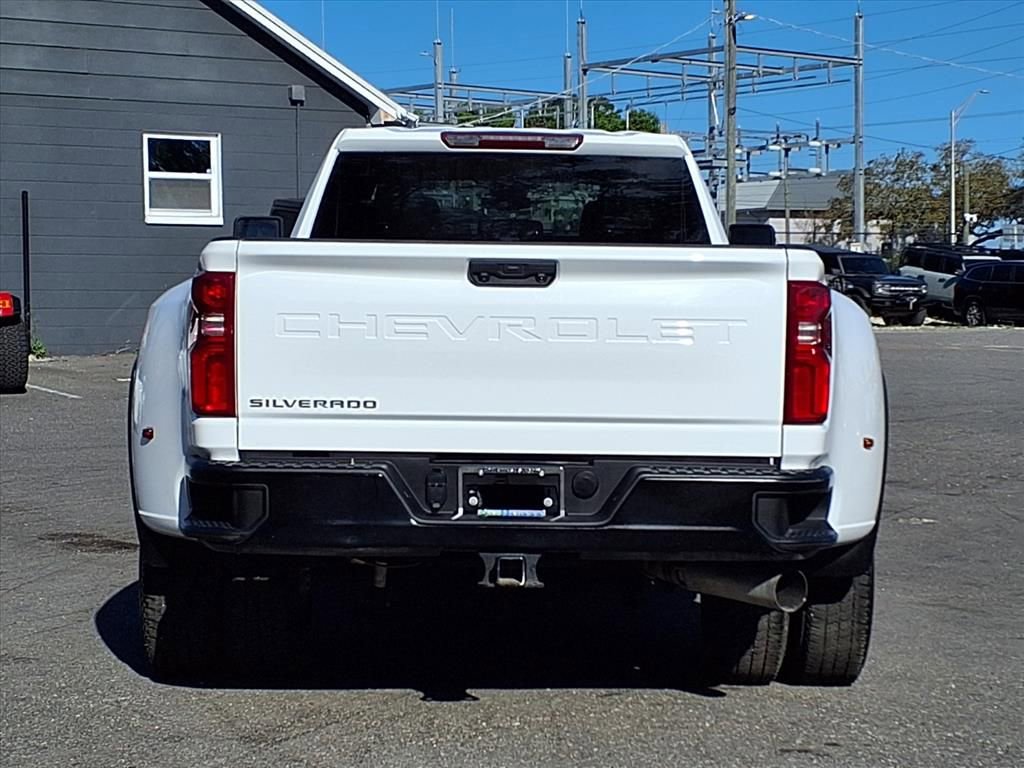 Used 2025 Chevrolet Silverado 3500 W/T image 6
