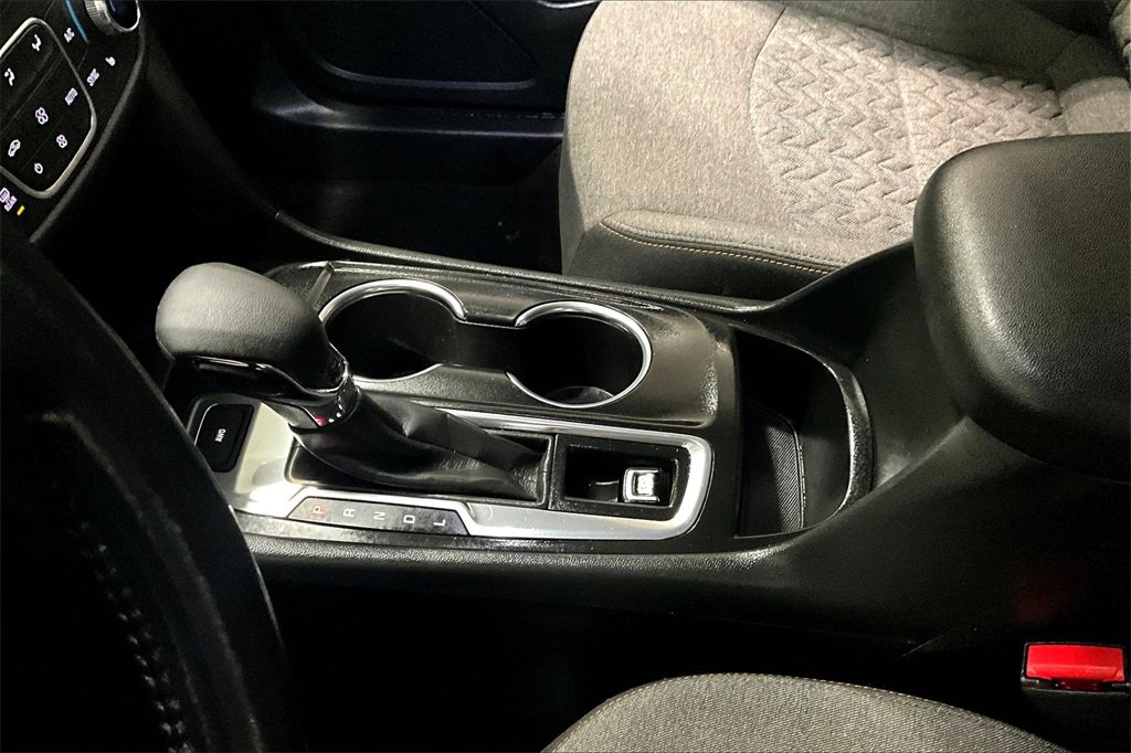 Used 2022 Chevrolet Equinox LT image 18