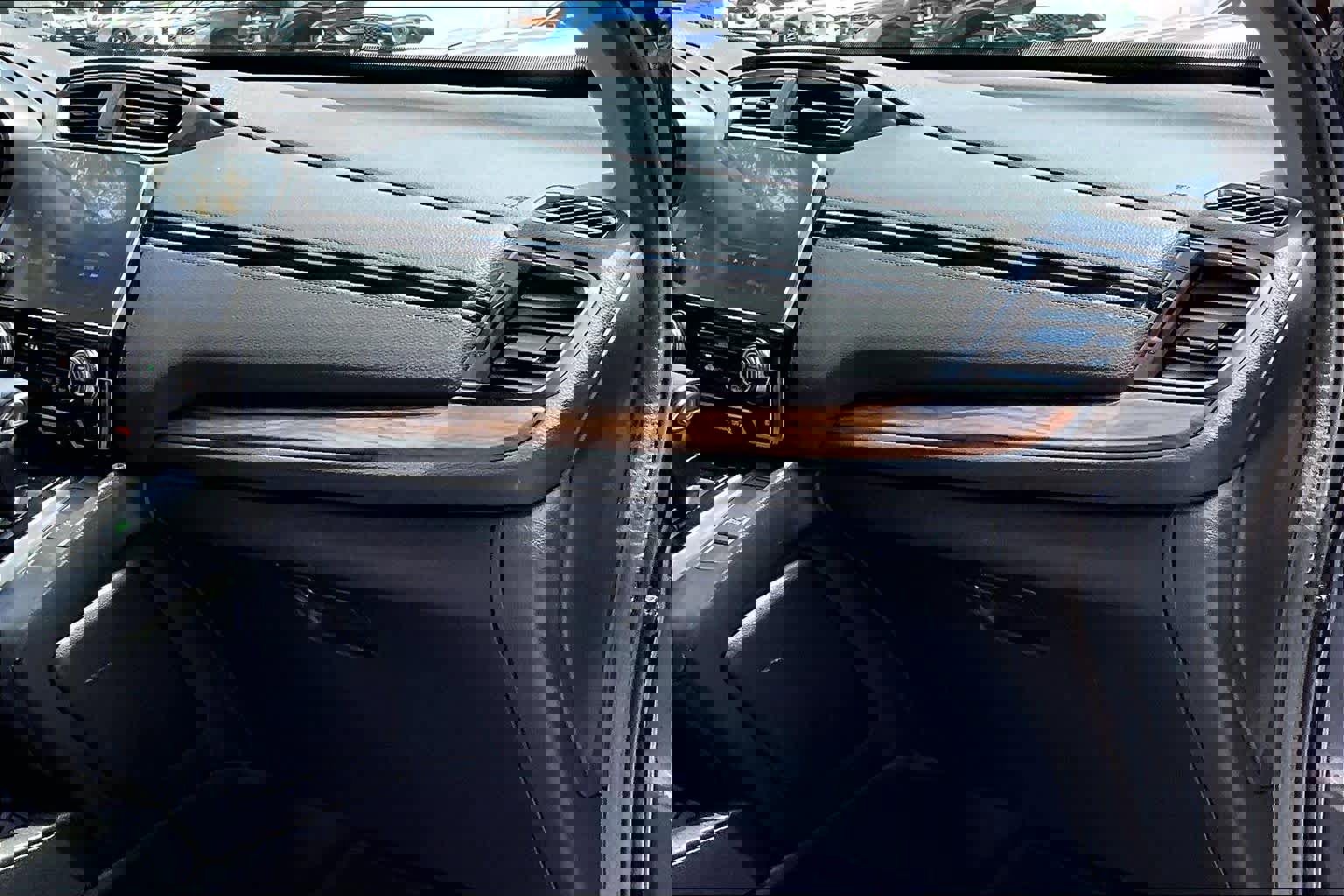 Used 2017 Honda CR-V Touring image 19