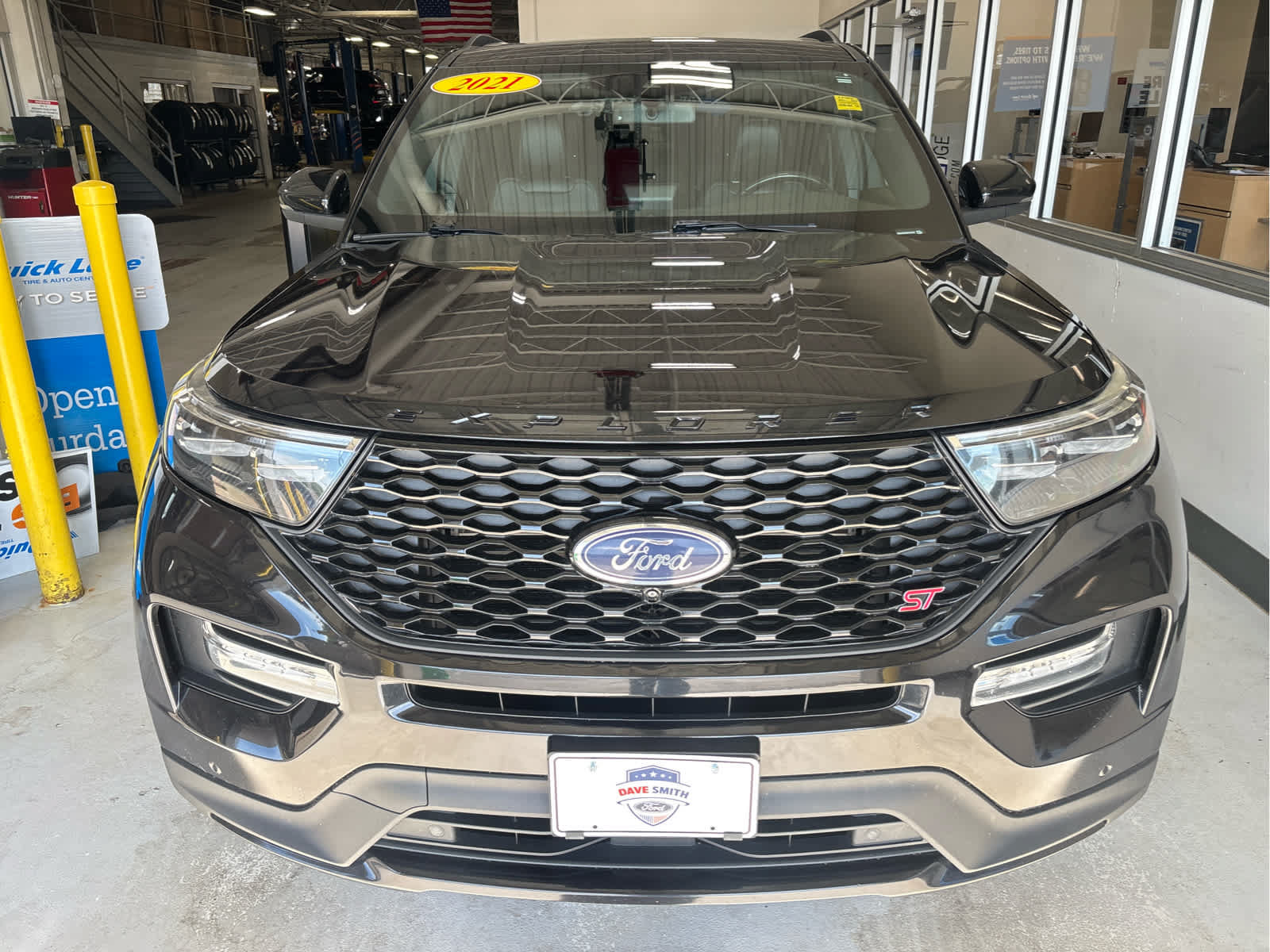 Used 2021 Ford Explorer ST w/ ST Street Pack AWD/4WD image 3