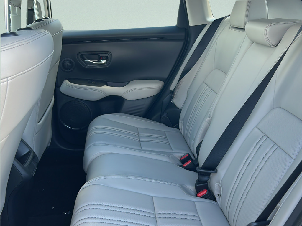 New 2027 Honda HR-V EX-L image 9