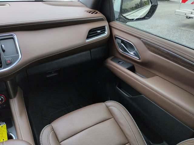 Used 2024 Chevrolet Suburban High Country w/ Advanced Technology Package AWD/4WD image 21